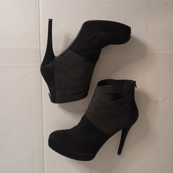 Stuart Weitzman “Papoose” Black Suede Booties • Back Zip • 5" Heel • Women’s 10 - Picture 4 of 14